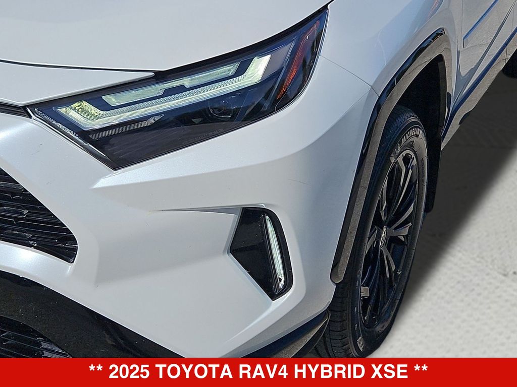 Thumbnail: 2025 Toyota RAV4 - 23