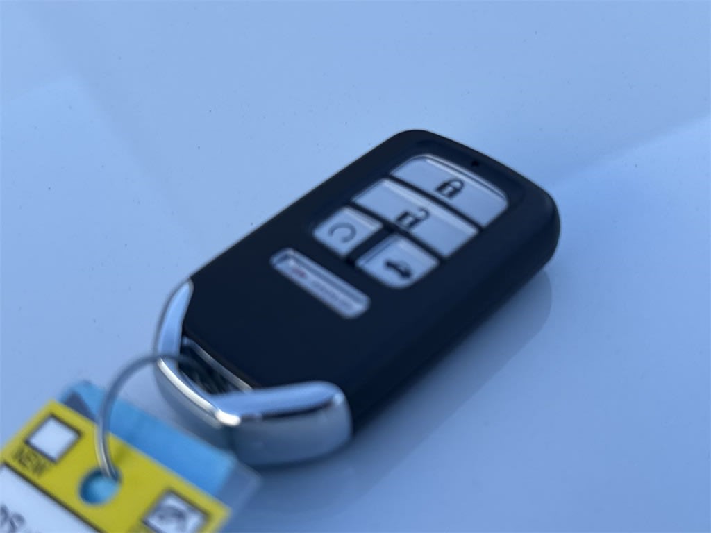 Thumbnail: 2022 Honda Pilot - 18