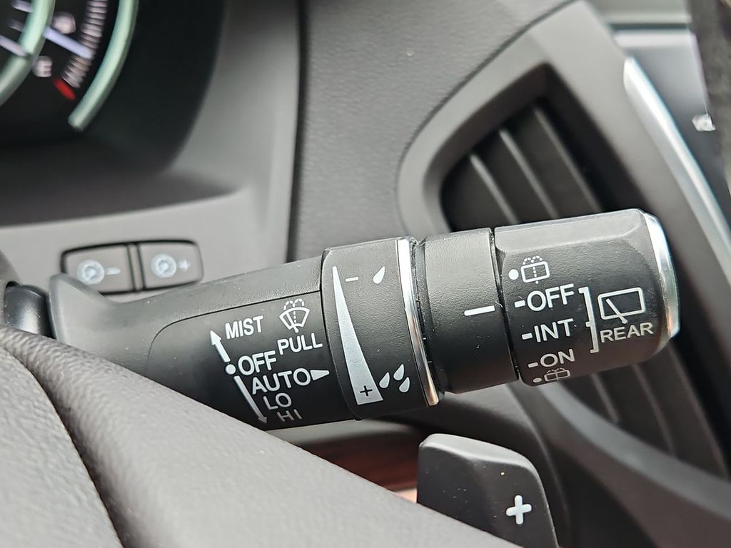 Thumbnail: 2016 Acura MDX - 15