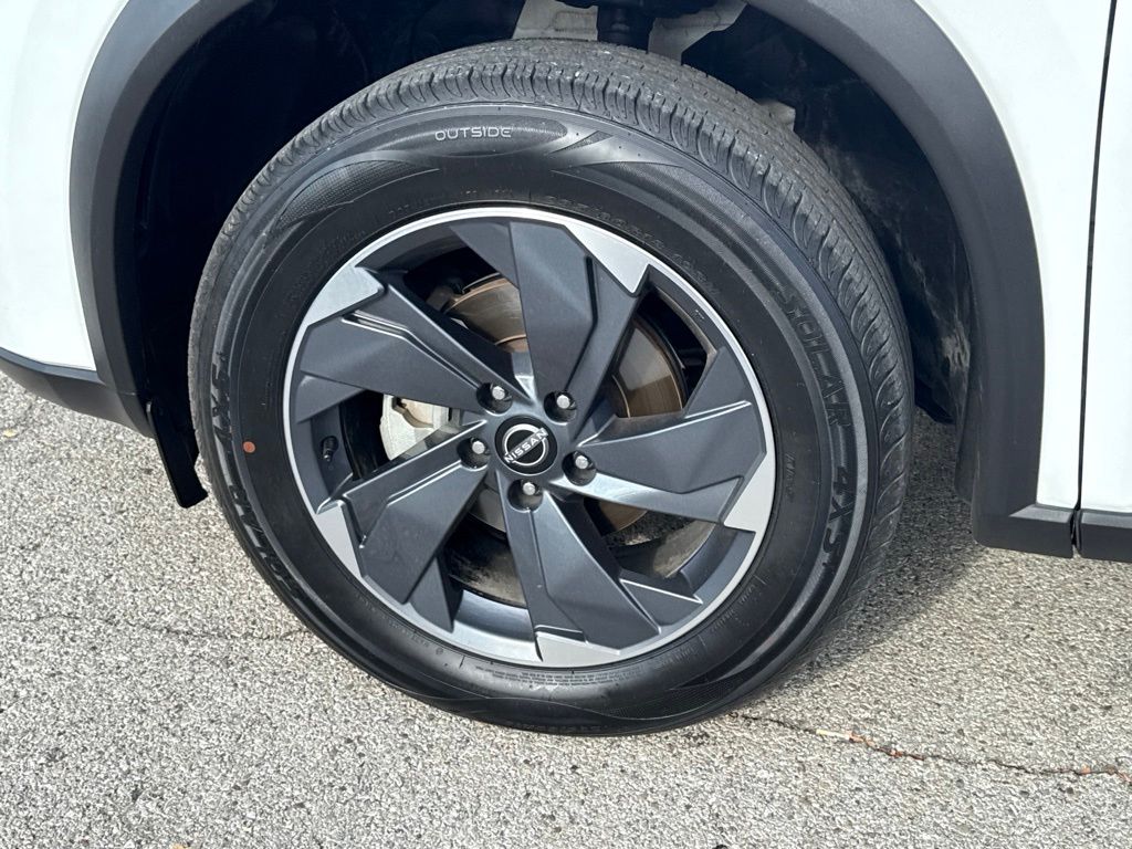 Thumbnail: 2024 Nissan Rogue - 8