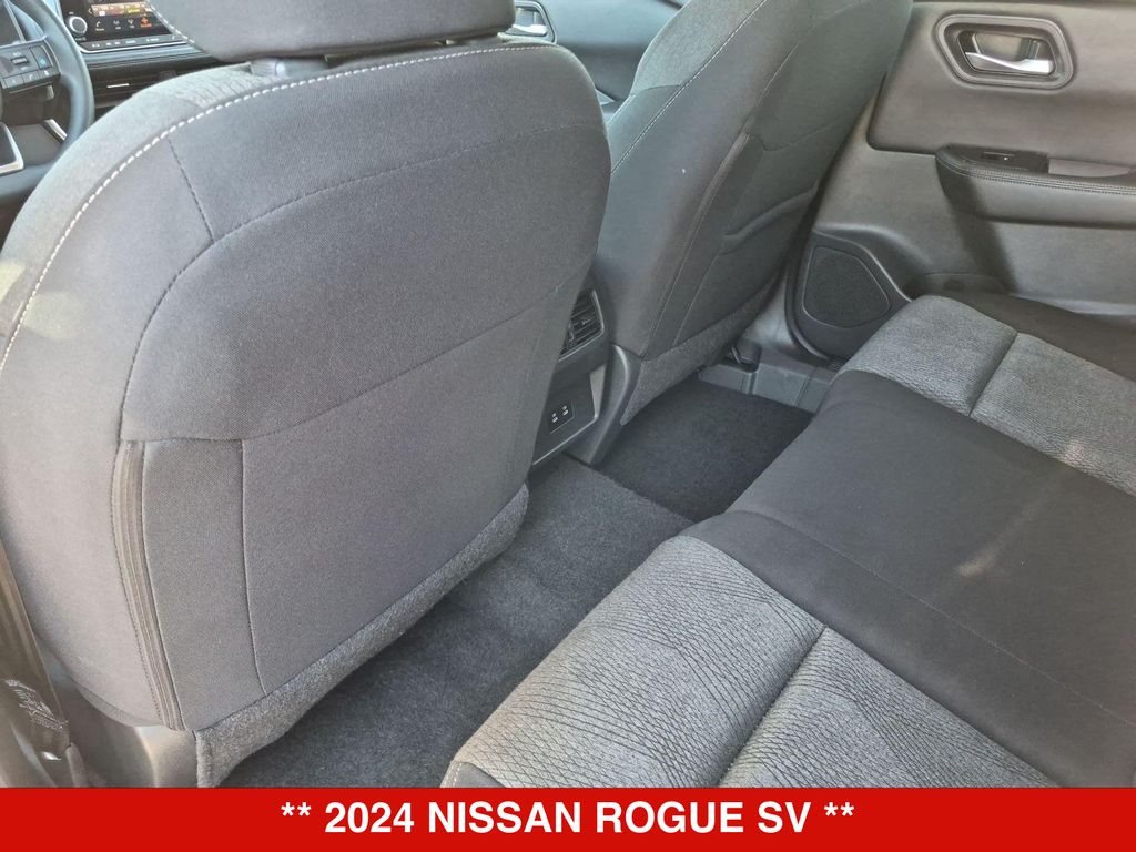 Thumbnail: 2024 Nissan Rogue - 12