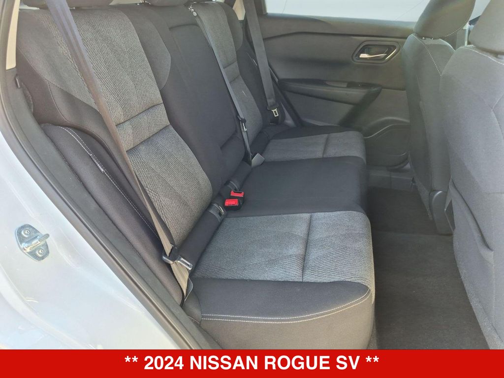 Thumbnail: 2024 Nissan Rogue - 25