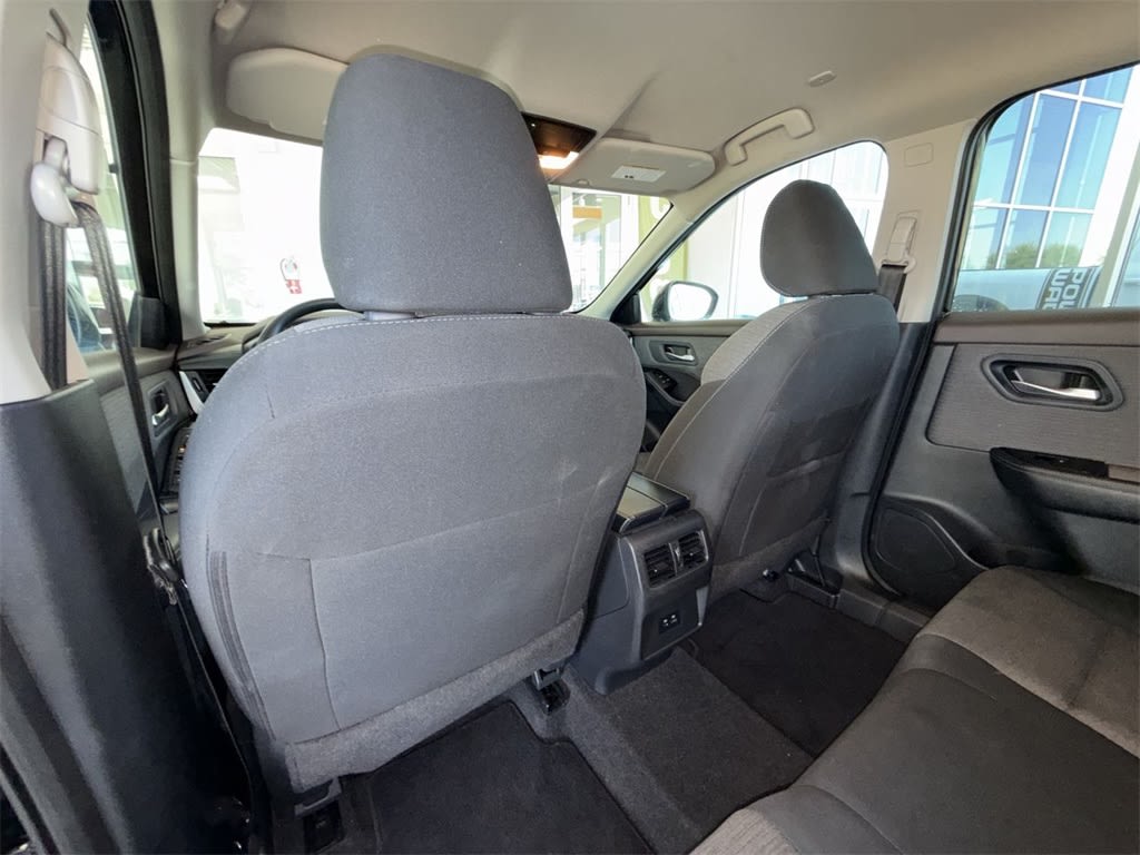 Thumbnail: 2023 Nissan Rogue - 11