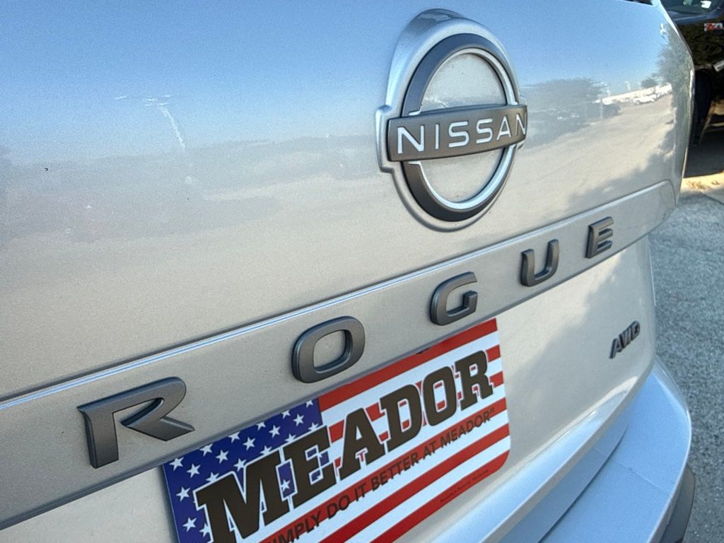 Thumbnail: 2025 Nissan Rogue - 19