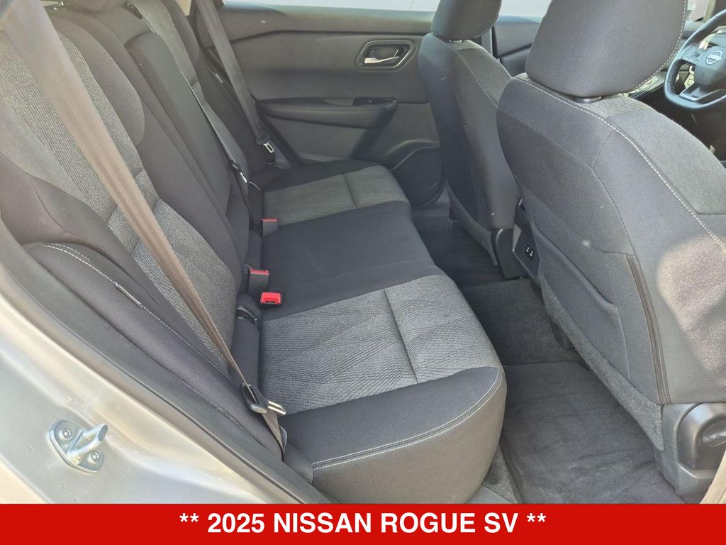 Thumbnail: 2025 Nissan Rogue - 25