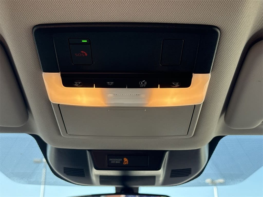 Thumbnail: 2023 Nissan Rogue - 21