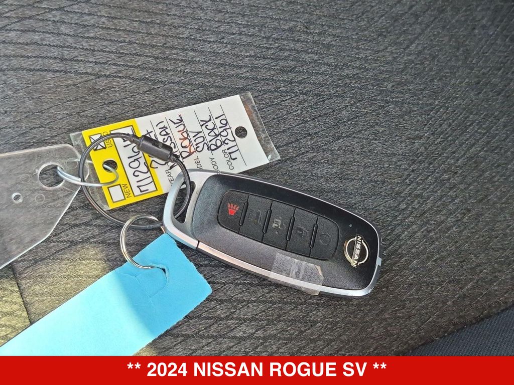 Thumbnail: 2024 Nissan Rogue - 18