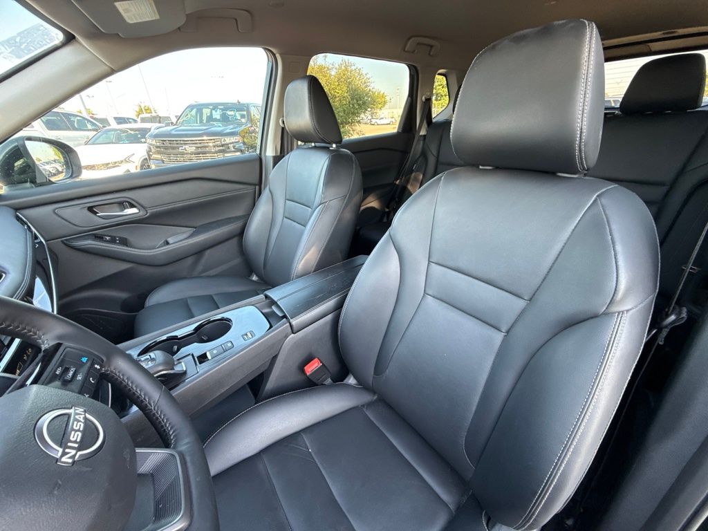 Thumbnail: 2026 Nissan Rogue - 9