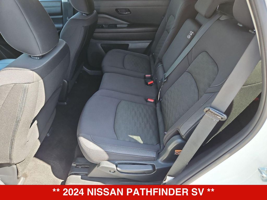 Thumbnail: 2024 Nissan Pathfinder - 26
