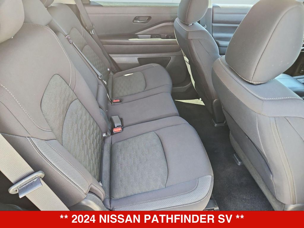 Thumbnail: 2024 Nissan Pathfinder - 12