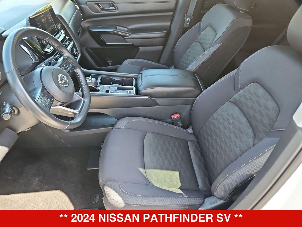Thumbnail: 2024 Nissan Pathfinder - 11