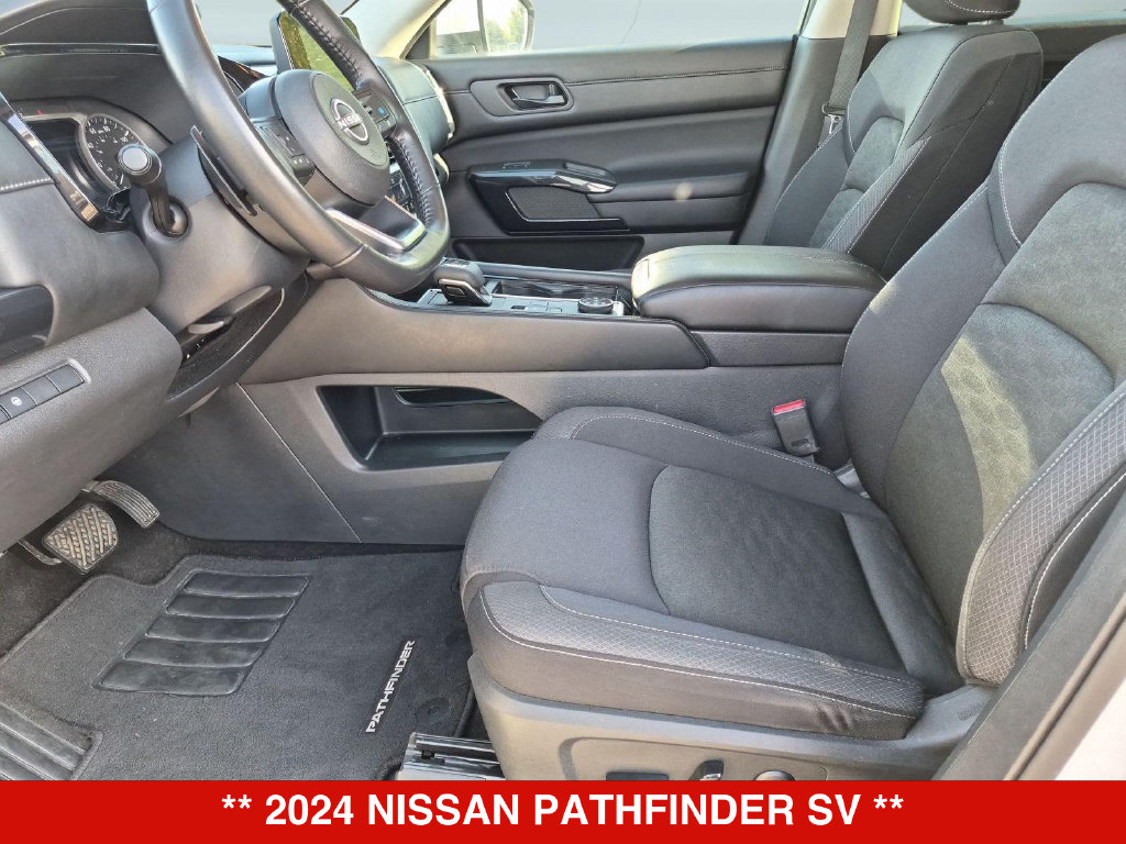 Thumbnail: 2024 Nissan Pathfinder - 10