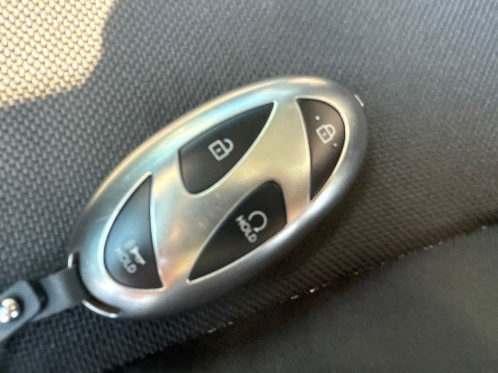 Thumbnail: 2026 Hyundai Santa Fe - 10