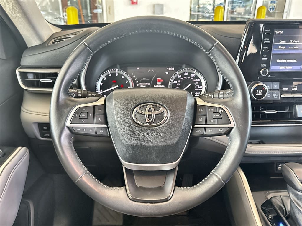 Thumbnail: 2022 Toyota Highlander - 13