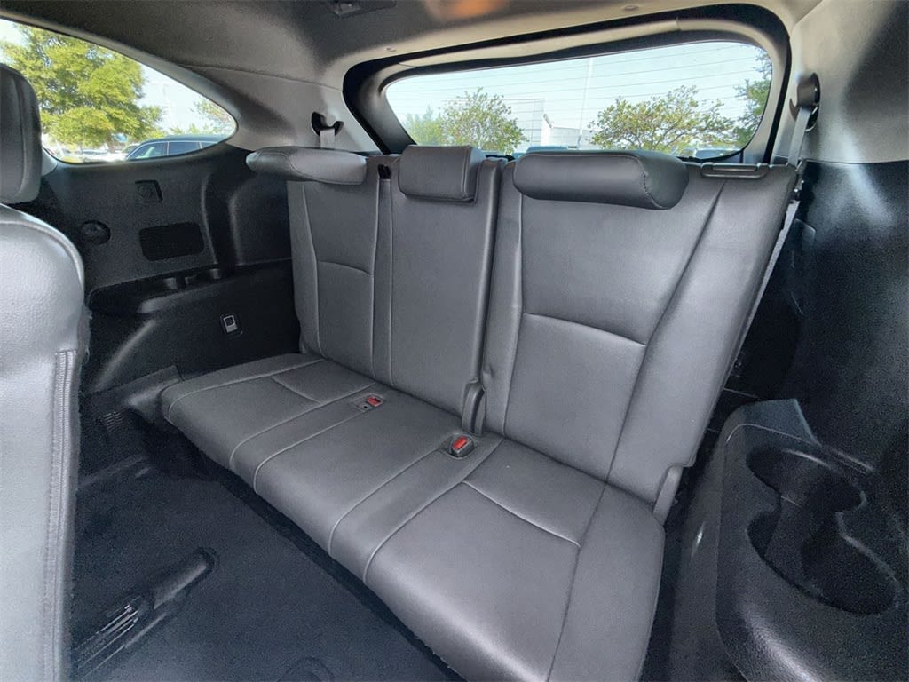 Thumbnail: 2022 Toyota Highlander - 21