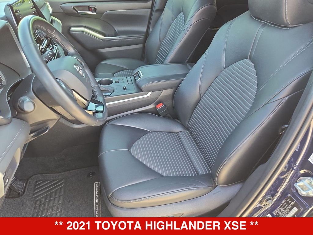 Thumbnail: 2021 Toyota Highlander - 11