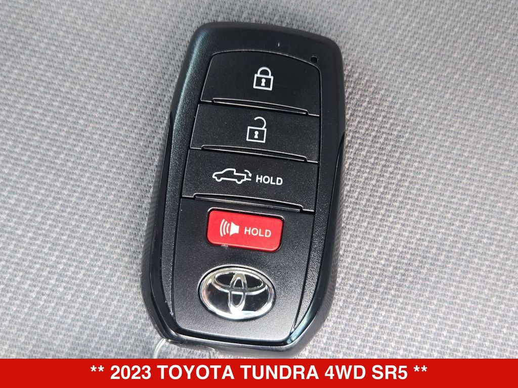 Thumbnail: 2023 Toyota Tundra - 19