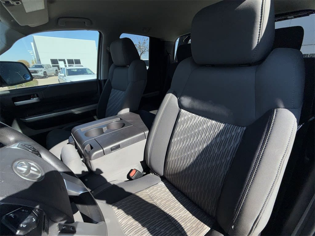 Thumbnail: 2021 Toyota Tundra - 9