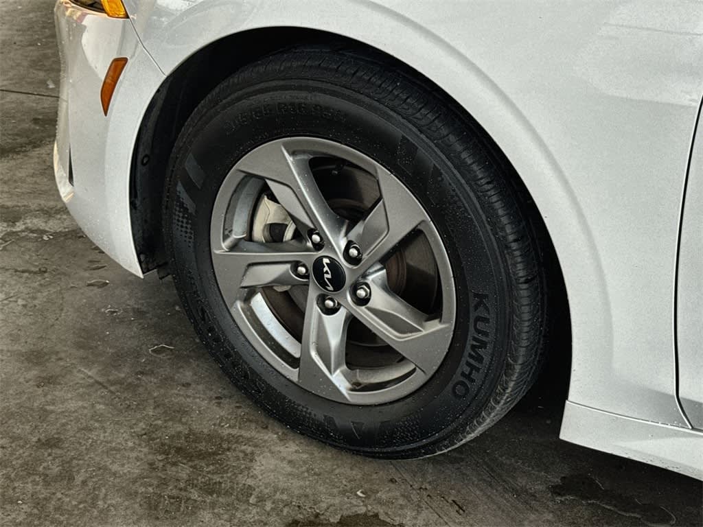 Thumbnail: 2023 Kia K5 - 8