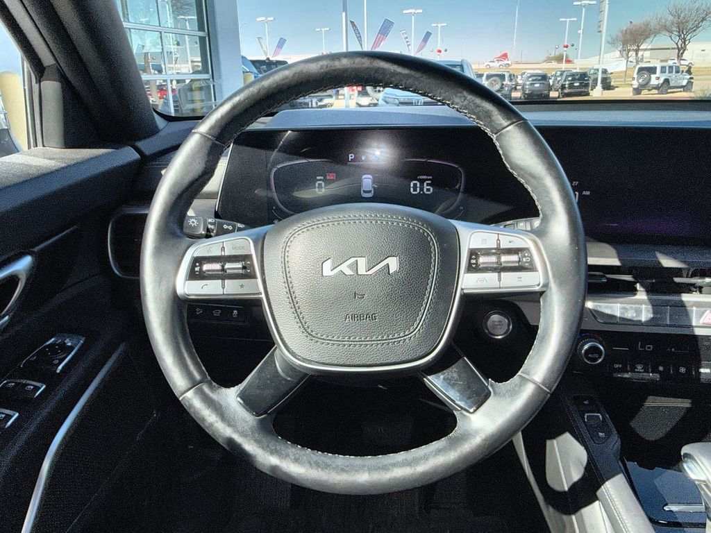 Thumbnail: 2023 Kia Telluride - 13