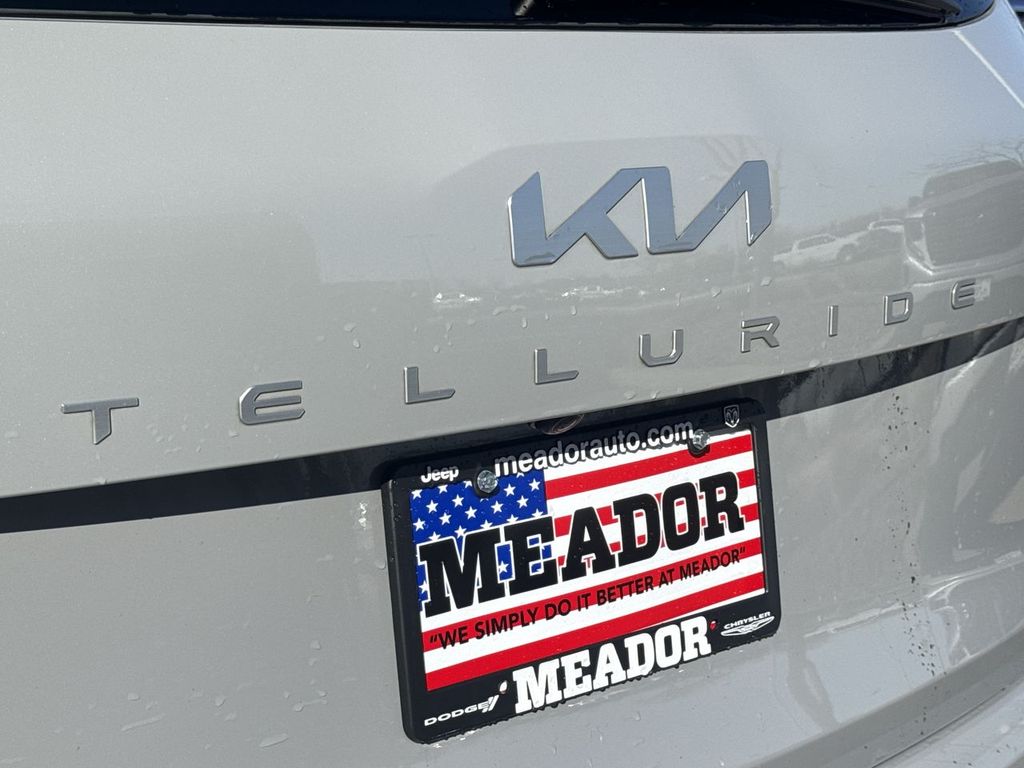 Thumbnail: 2023 Kia Telluride - 7