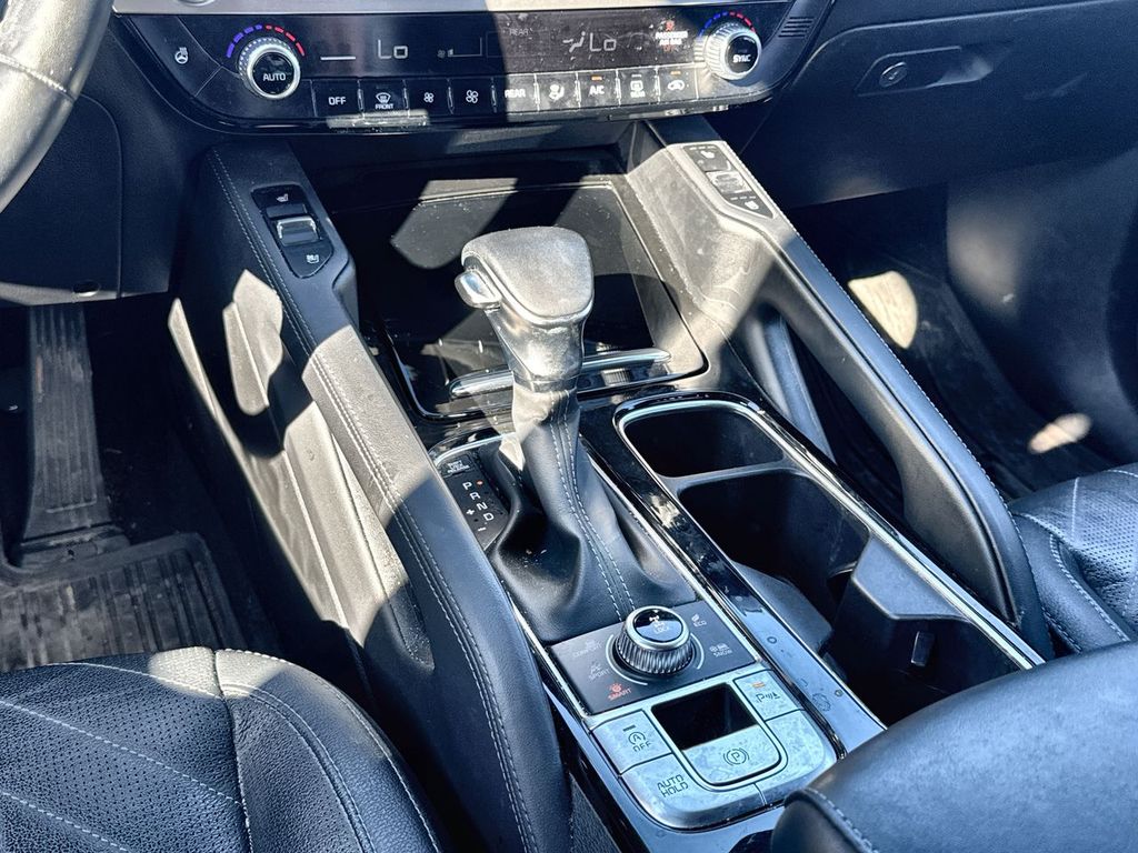 Thumbnail: 2023 Kia Telluride - 15