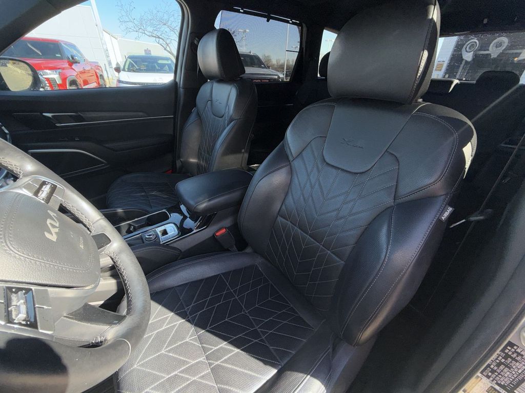 Thumbnail: 2023 Kia Telluride - 10