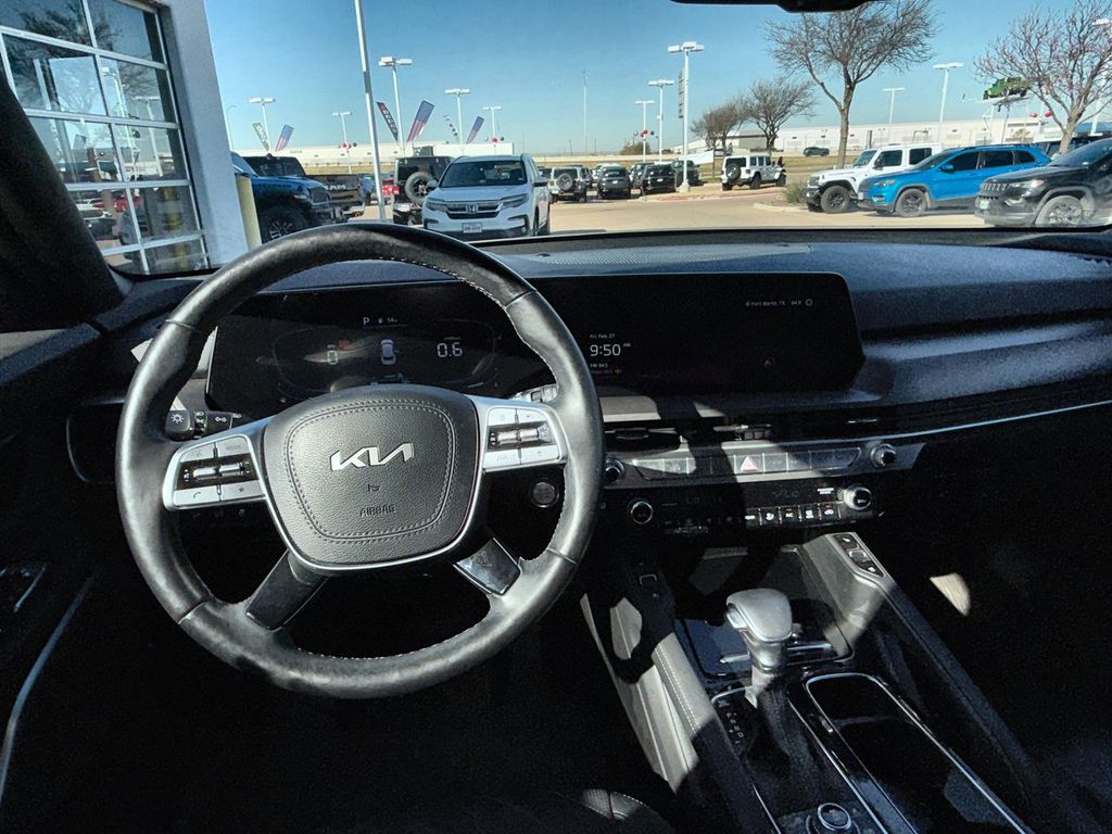 Thumbnail: 2023 Kia Telluride - 9