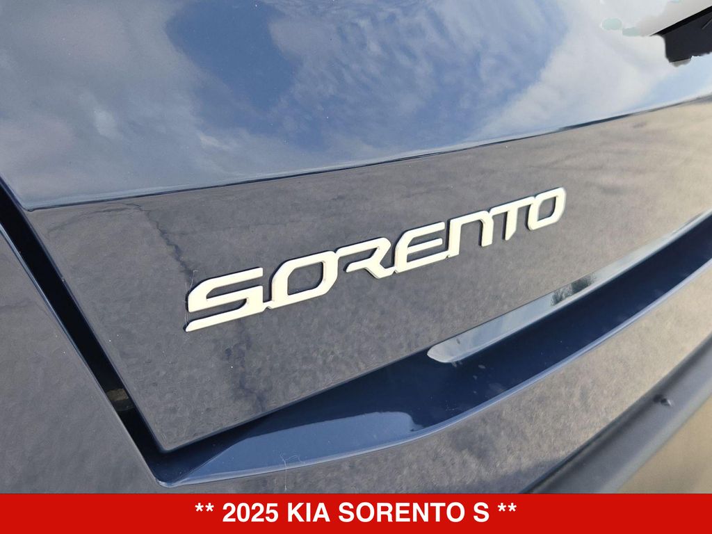 Thumbnail: 2025 Kia Sorento - 7