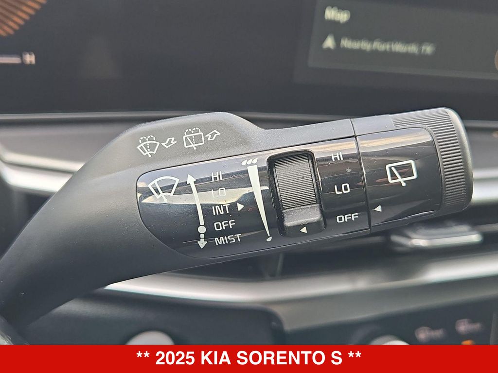 Thumbnail: 2025 Kia Sorento - 17