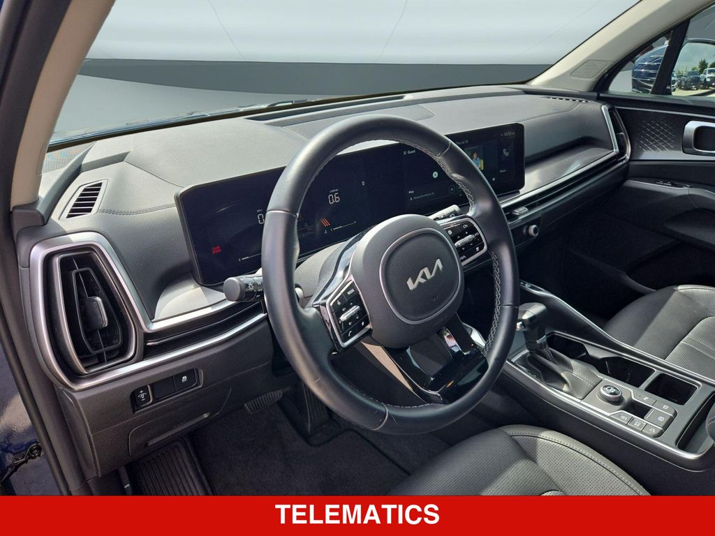 Thumbnail: 2025 Kia Sorento - 2