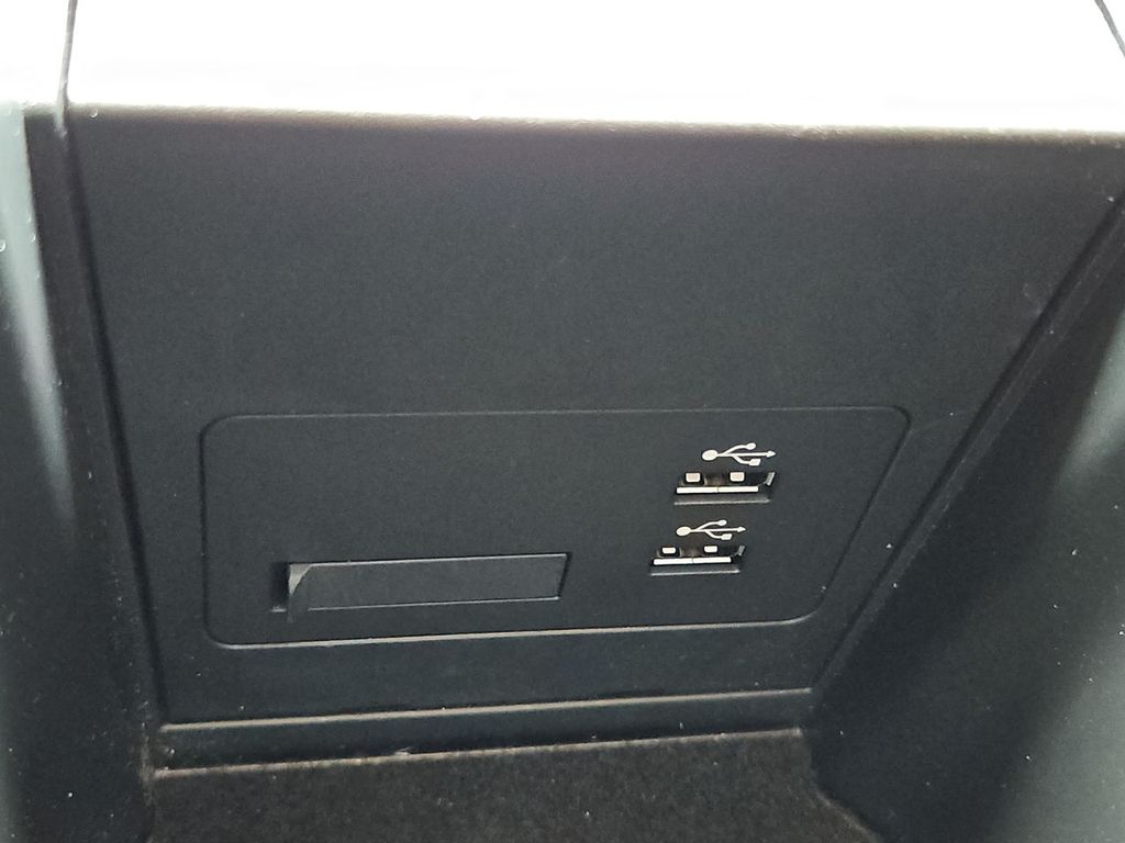 Thumbnail: 2024 Mazda CX-50 - 34