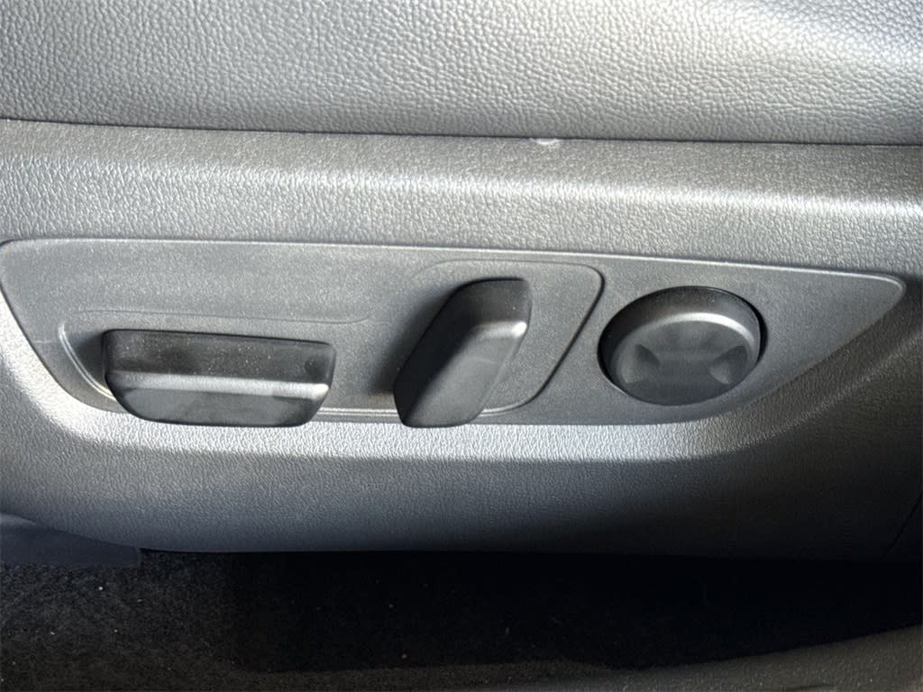 Thumbnail: 2024 Mazda CX-50 - 24