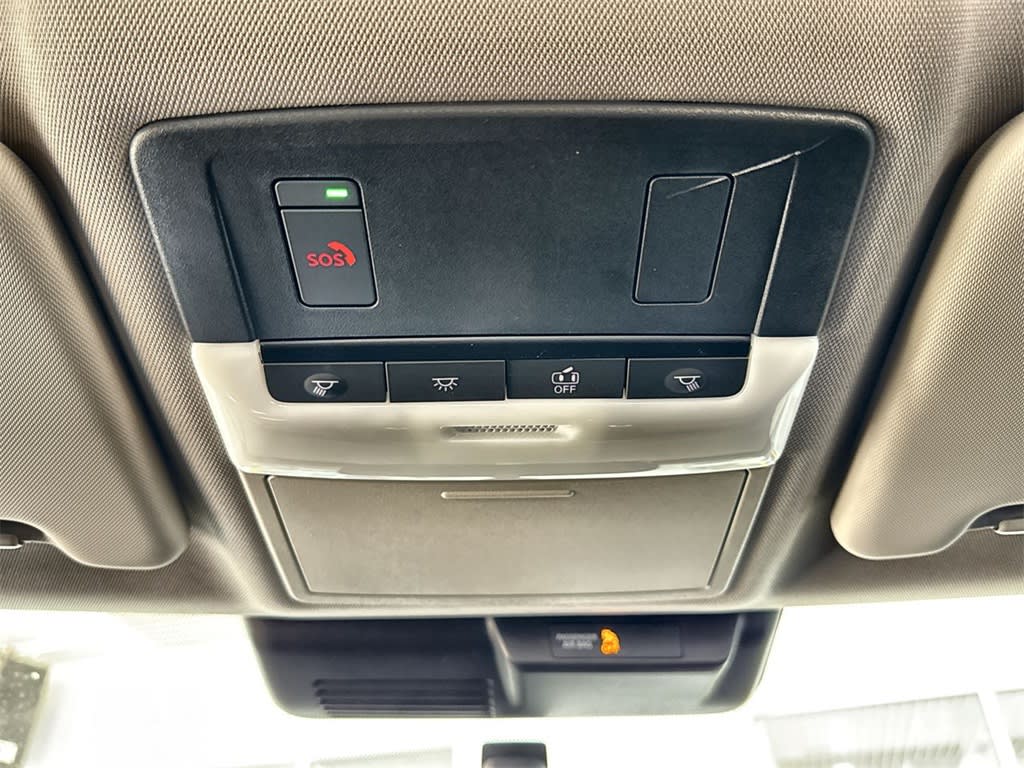 Thumbnail: 2024 Mitsubishi Outlander - 22