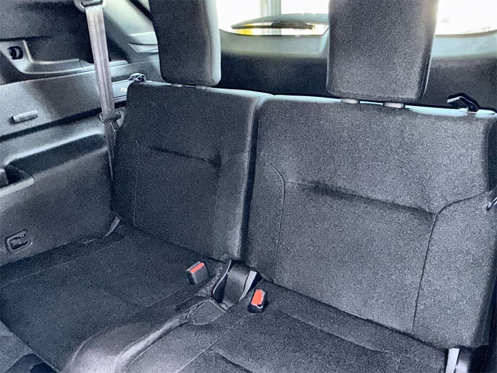 Thumbnail: 2024 Mitsubishi Outlander - 21