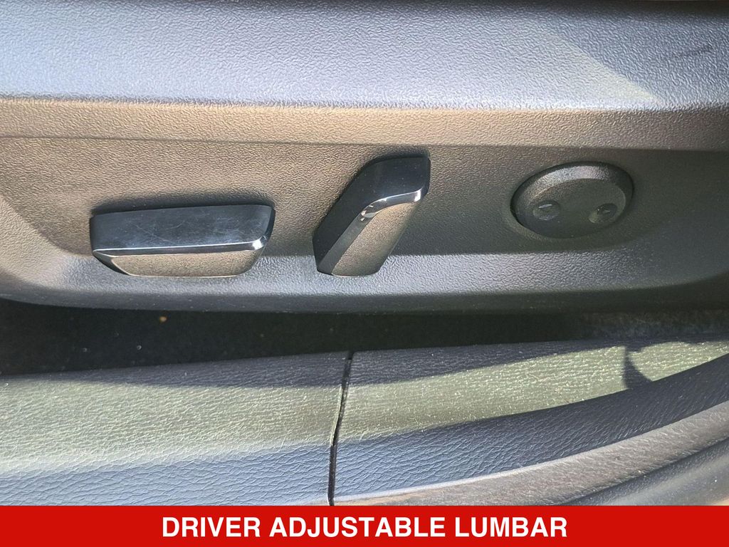 Thumbnail: 2024 Mitsubishi Outlander - 22