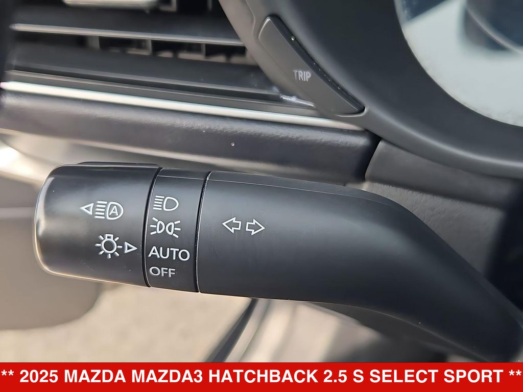 Thumbnail: 2025 Mazda Mazda3 - 31