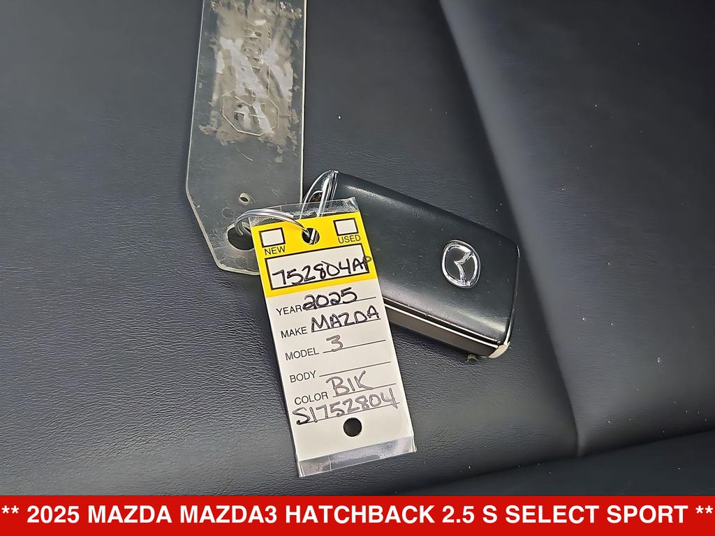Thumbnail: 2025 Mazda Mazda3 - 17