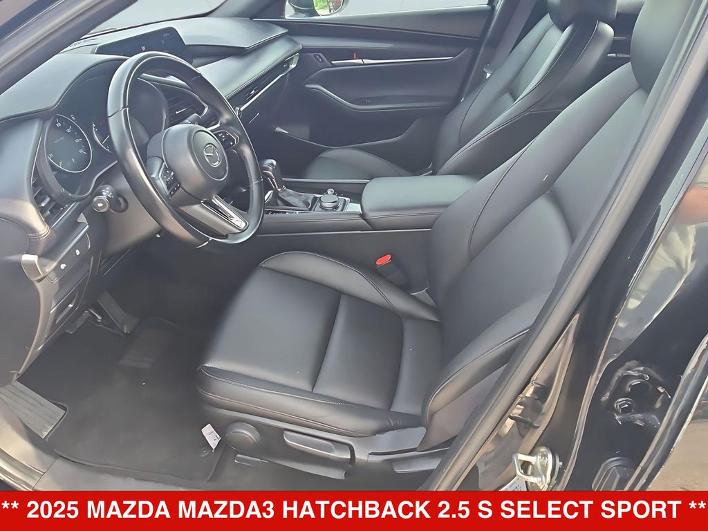 Thumbnail: 2025 Mazda Mazda3 - 9