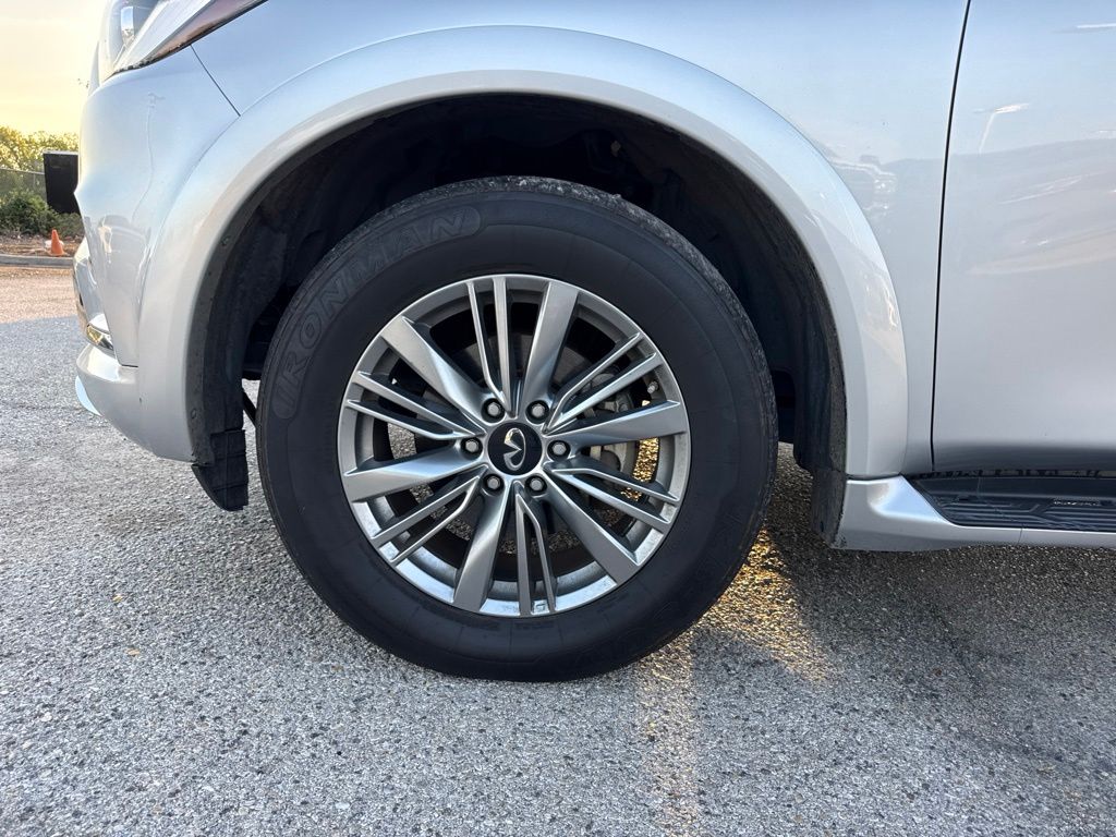 Thumbnail: 2021 INFINITI QX80 - 8