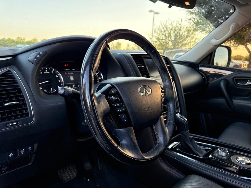 Thumbnail: 2021 INFINITI QX80 - 10