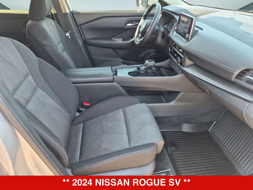 Thumbnail: 2024 Nissan Rogue - 25