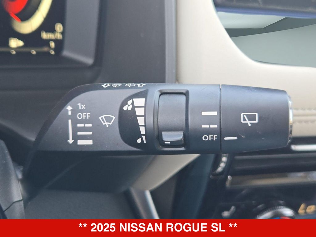 Thumbnail: 2025 Nissan Rogue - 29