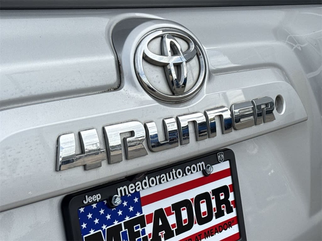 Thumbnail: 2018 Toyota 4Runner - 21