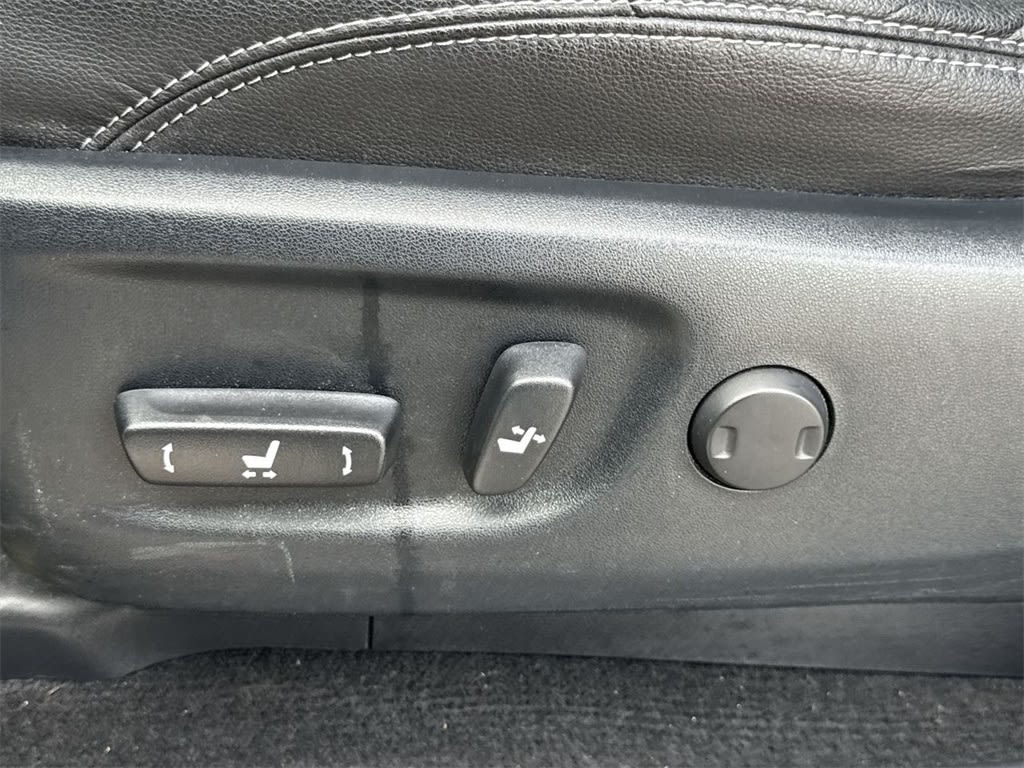 Thumbnail: 2018 Toyota 4Runner - 28