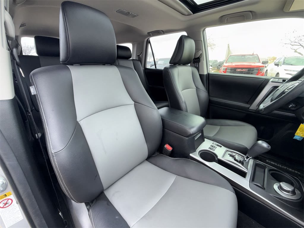 Thumbnail: 2018 Toyota 4Runner - 11