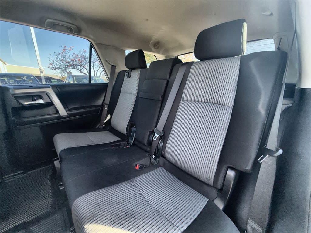 Thumbnail: 2017 Toyota 4Runner - 22