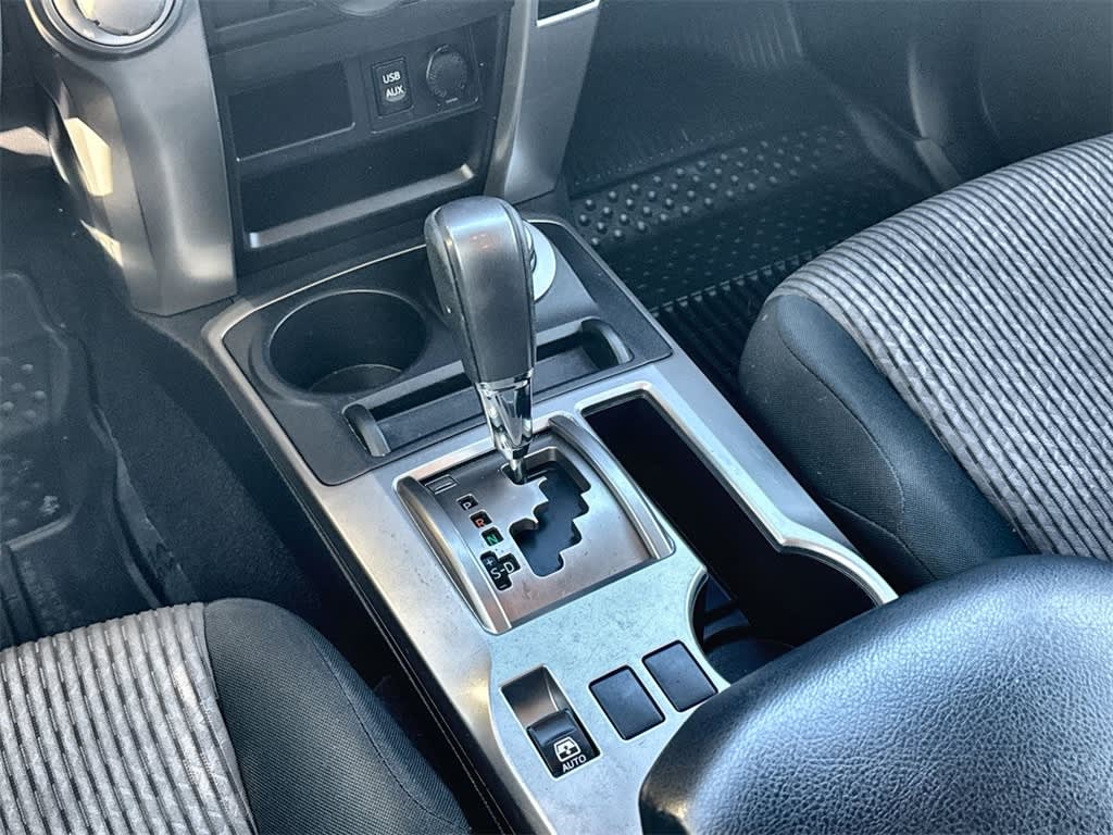 Thumbnail: 2017 Toyota 4Runner - 15