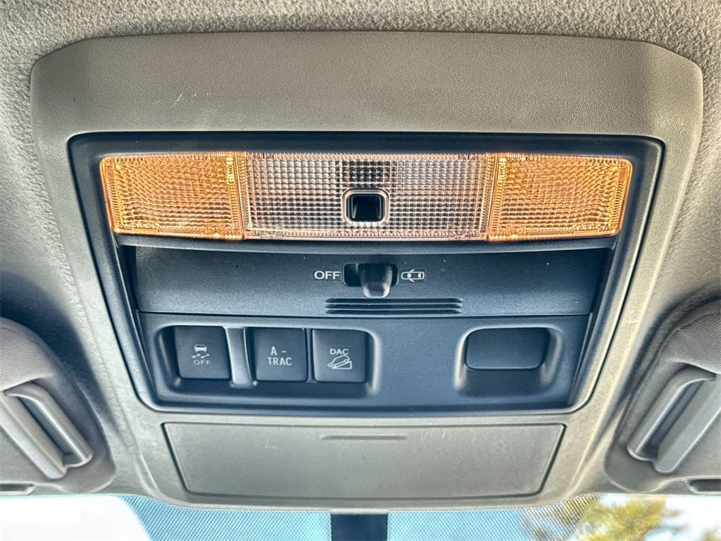 Thumbnail: 2017 Toyota 4Runner - 24