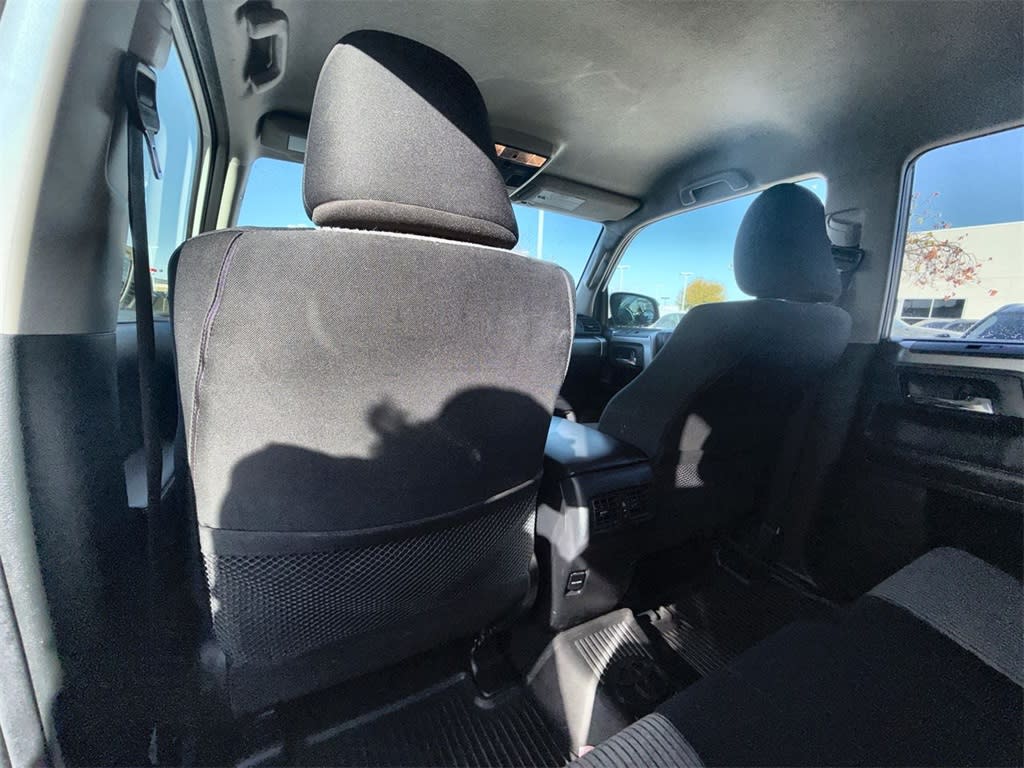 Thumbnail: 2017 Toyota 4Runner - 12